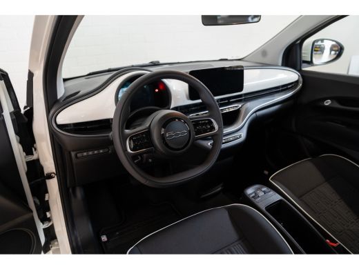 Fiat 500 Urban 42 kWh | SOH 98% | Apple Carplay & Android Auto | Climate Controle | Bluetooth | Cruise Con... ActivLease financial lease