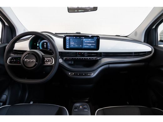 Fiat 500 Urban 42 kWh | SOH 98% | Apple Carplay & Android Auto | Climate Controle | Bluetooth | Cruise Con... ActivLease financial lease