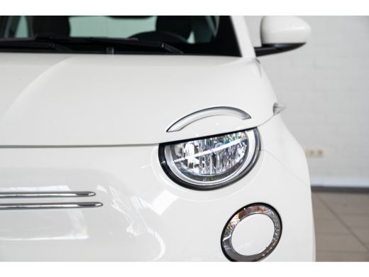 Fiat 500 Urban 42 kWh | SOH 98% | Apple Carplay & Android Auto | Climate Controle | Bluetooth | Cruise Con... ActivLease financial lease