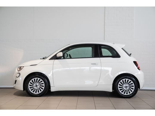 Fiat 500 Urban 42 kWh | SOH 98% | Apple Carplay & Android Auto | Climate Controle | Bluetooth | Cruise Con... ActivLease financial lease