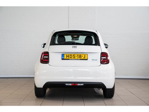 Fiat 500 Urban 42 kWh | SOH 98% | Apple Carplay & Android Auto | Climate Controle | Bluetooth | Cruise Con... ActivLease financial lease