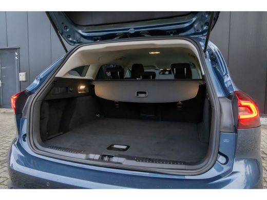 Ford Focus 1.0 E.B. 155PK Hybrid Titanium X | AUOMAAT | Camera | Adaptieve cruise | AGR-stoel | Dodehoek det... ActivLease financial lease