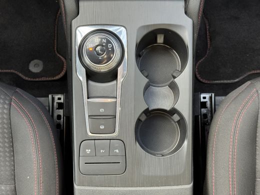 Ford Kuga 2.5 PHEV ST-Line 225pk | Carplay | Android auto | Winter Pack ActivLease financial lease