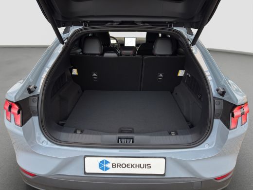 Ford Mustang Mach-E Mach-E Extended Premium RWD 88 kWh ActivLease financial lease