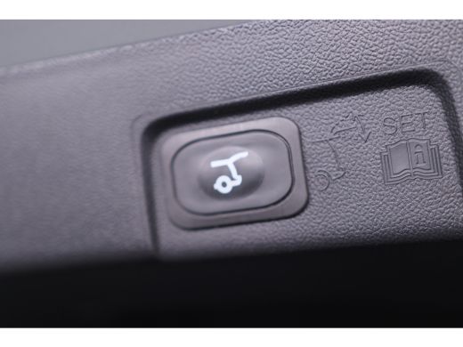 Ford Puma 1.0 EcoBoost Hybrid ST-Line X Navigatie | Driver Assistance pack | Winter Pack | Panoramadak | 19... ActivLease financial lease