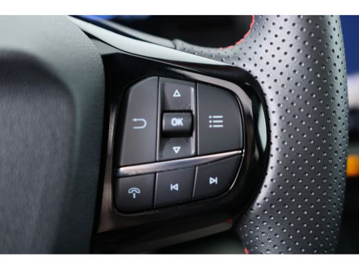 Ford Puma 1.0 EcoBoost Hybrid ST-Line X Navigatie | Driver Assistance pack | Winter Pack | Panoramadak | 19... ActivLease financial lease