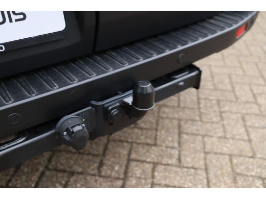 Ford Transit 350 2.0 TDCI L3H2 Trend Automaat | 13-polige trekhaak met Trailer Sway Control | 150 Watt/230V Aa... ActivLease financial lease