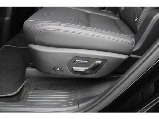 Hyundai Santa Fe 1.6 T-GDI PHEV Black Line 4WD 6p. | Leder | 360 camera | Elektrische voorstoelen met geheugenfunc... ActivLease financial lease