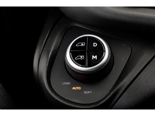 Iveco Daily 35S18 3.0 180pk L4H2 Maxi HiMatic Automaat ACC/LED/Camera/Air-Pro Luchtvering 02-2023 ActivLease financial lease