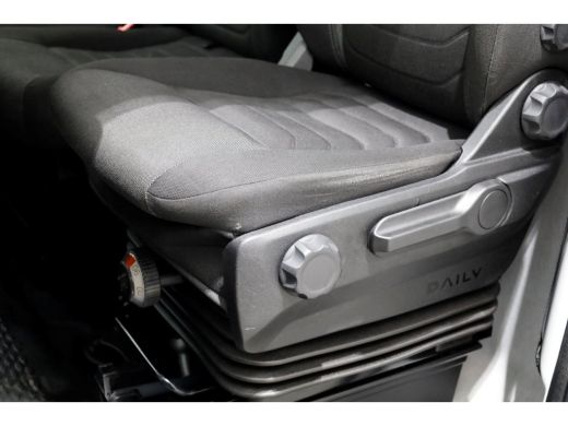 Iveco Daily 35S18 3.0 180pk L4H2 Maxi HiMatic Automaat ACC/LED/Camera/Air-Pro Luchtvering 02-2023 ActivLease financial lease