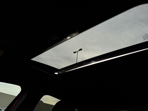 Mazda 3 2.0 e-SkyActiv-X M Hybrid 186 Takumi | Sunroof | Automaat | Stoel/stuurverwarming | BOSE- Premium... ActivLease financial lease