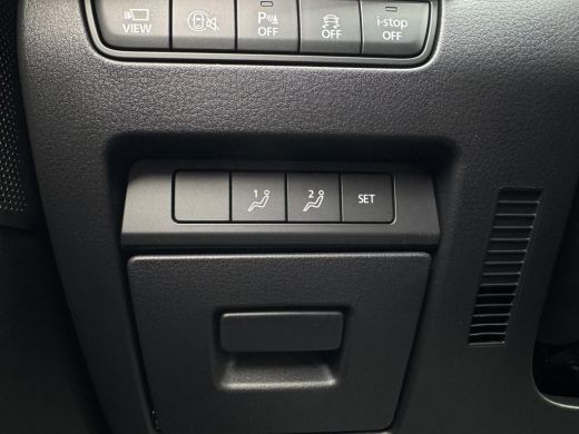 Mazda 3 2.0 e-SkyActiv-X M Hybrid 186 Takumi | Sunroof | Automaat | Stoel/stuurverwarming | BOSE- Premium... ActivLease financial lease