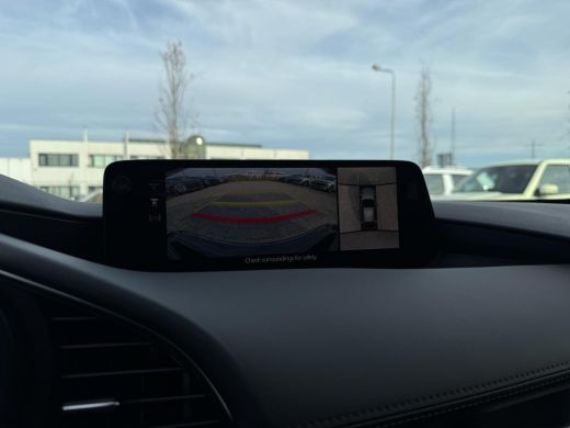 Mazda 3 2.0 e-SkyActiv-X M Hybrid 186 Takumi | Sunroof | Automaat | Stoel/stuurverwarming | BOSE- Premium... ActivLease financial lease