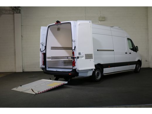 Mercedes-Benz Sprinter 315 CDI L3 H2 Automaat Koelwagen Vrieswagen Dag en Nacht Laadklep ActivLease financial lease