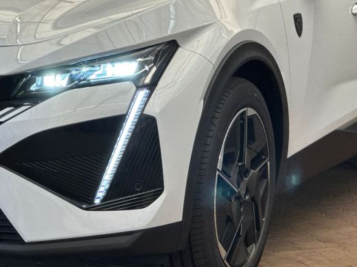 Peugeot 408 1.2 Hybrid 136 e-DCS6 GT | Achterbank in delen neerklapbaar | Achteruitrijcamera | Alarm klasse 1... ActivLease financial lease