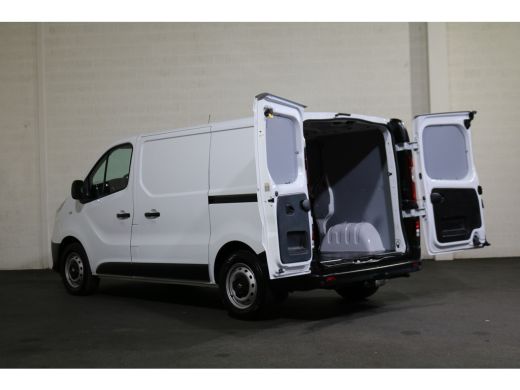 Renault Trafic 2.0 dCi 120pk L1 H1 Airco Navigatie 2x Schuifdeur ActivLease financial lease