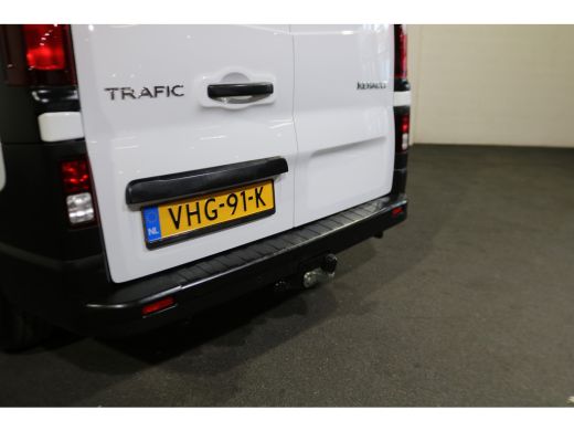 Renault Trafic 2.0 dCi 120pk L1 H1 Airco Navigatie 2x Schuifdeur ActivLease financial lease