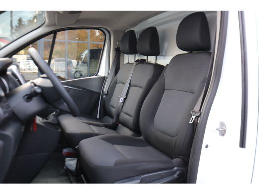 Renault Trafic 2.0 dCi 120pk L1 H1 Airco Navigatie 2x Schuifdeur ActivLease financial lease