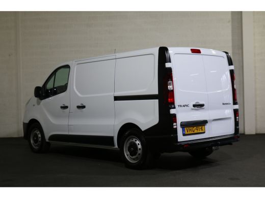 Renault Trafic 2.0 dCi 120pk L1 H1 Airco Navigatie 2x Schuifdeur ActivLease financial lease