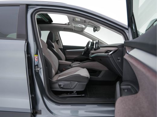 Skoda Enyaq iV 60 [ 3-Fase ] {SOH-87%} (INCL-BTW) *PANO | FULL-LED | DIGI-COCKPIT | CAMERA | KEYLESS | NAVI-FULL... ActivLease financial lease