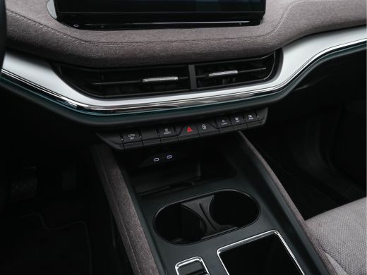 Skoda Enyaq iV 60 [ 3-Fase ] {SOH-87%} (INCL-BTW) *PANO | FULL-LED | DIGI-COCKPIT | CAMERA | KEYLESS | NAVI-FULL... ActivLease financial lease