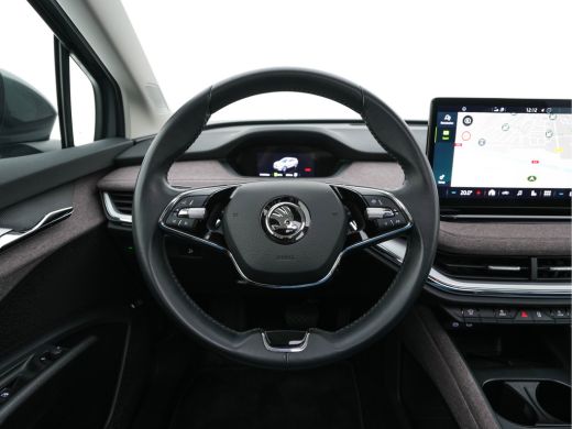 Skoda Enyaq iV 60 [ 3-Fase ] {SOH-87%} (INCL-BTW) *PANO | FULL-LED | DIGI-COCKPIT | CAMERA | KEYLESS | NAVI-FULL... ActivLease financial lease