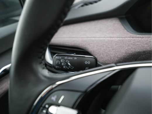 Skoda Enyaq iV 60 [ 3-Fase ] {SOH-87%} (INCL-BTW) *PANO | FULL-LED | DIGI-COCKPIT | CAMERA | KEYLESS | NAVI-FULL... ActivLease financial lease