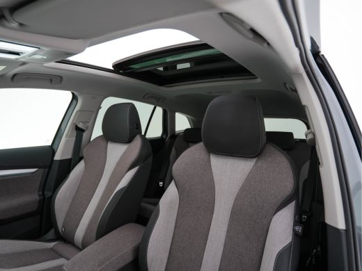 Skoda Enyaq iV 60 [ 3-Fase ] {SOH-87%} (INCL-BTW) *PANO | FULL-LED | DIGI-COCKPIT | CAMERA | KEYLESS | NAVI-FULL... ActivLease financial lease