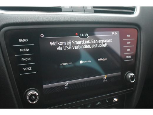 Skoda Octavia Combi 1.0 TSI 115PK Greentech Business Edition | ACC | Business Upgrade pakket | 17 inch lichtmet... ActivLease financial lease