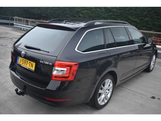 Skoda Octavia Combi 1.0 TSI 115PK Greentech Business Edition | ACC | Business Upgrade pakket | 17 inch lichtmet... ActivLease financial lease