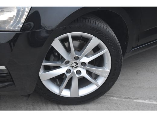 Skoda Octavia Combi 1.0 TSI 115PK Greentech Business Edition | ACC | Business Upgrade pakket | 17 inch lichtmet... ActivLease financial lease
