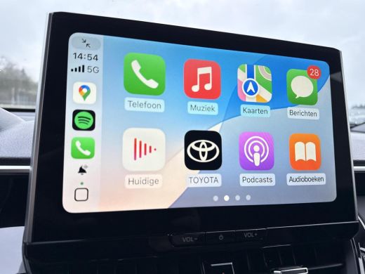 Toyota Corolla Cross Hybrid 140 Dynamic **PANORAMA DAK/ STOEL EN STUURWIELVERWARMING/ PARKEERSENSOREN/ DODEHOEK DETECT... ActivLease financial lease