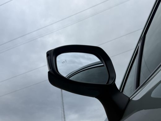 Toyota Corolla Cross Hybrid 140 Dynamic **PANORAMA DAK/ STOEL EN STUURWIELVERWARMING/ PARKEERSENSOREN/ DODEHOEK DETECT... ActivLease financial lease