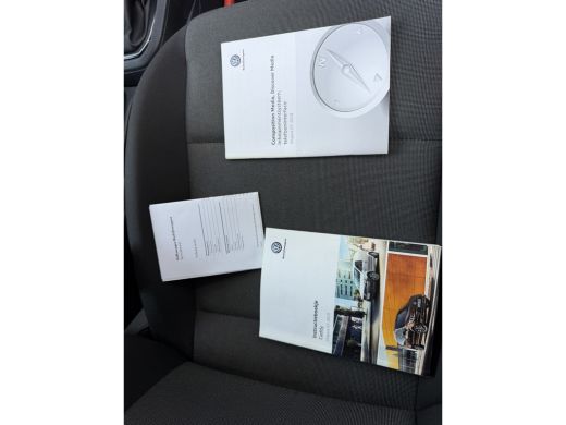 Volkswagen Caddy 2.0 TDI 102PK L2H1 Euro 6 Maxi Exclusive Edition Automaat/CarPlay/cruise control/trekhaak ActivLease financial lease