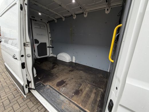 Volkswagen Crafter 35 2.0 TDI 141PK Euro 6 L3H3 CarPlay/cruise control/trekhaak ActivLease financial lease