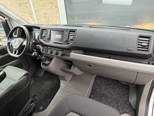Volkswagen Crafter 35 2.0 TDI 141PK Euro 6 L3H3 CarPlay/cruise control/trekhaak ActivLease financial lease