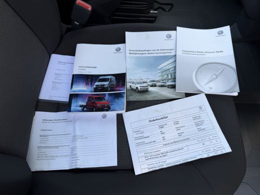 Volkswagen Crafter 35 2.0 TDI 177PK Euro6 L3H3 CarPlay/cruise control/camera ActivLease financial lease