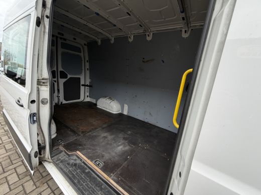 Volkswagen Crafter 35 2.0 TDI 141 PK Euro 6 L3H3 Automaat/CarPlay/trekhaak/cruise control ActivLease financial lease