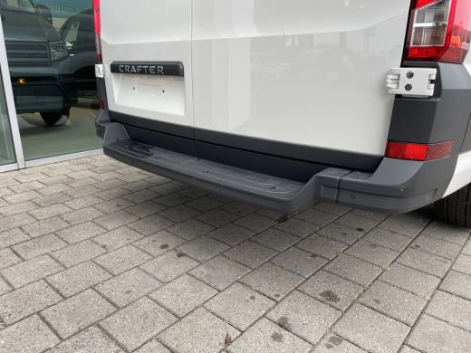 Volkswagen Crafter 35 2.0 TDI L3H3 Trendline 140PK | 270 graden achterdeuren | app connect ActivLease financial lease