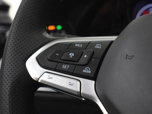 Volkswagen Golf 1.5 TSI eHybrid 200 kW GTE 272pk | Panorama dak | Trekhaak | Head up display | Dodehoekdetectie |... ActivLease financial lease