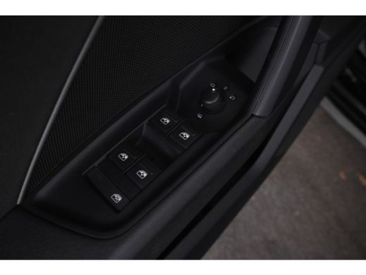 Audi A3 Sportback 30 TFSI S edition Automaat, Navigatie, Must see! ActivLease financial lease