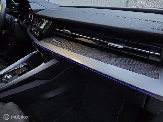 Audi A3 Sportback 45 TFSI e S edition Competition Panorama/Memory/Sfeer/Massage ActivLease financial lease