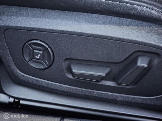 Audi A3 Sportback 45 TFSI e S edition Competition Panorama/Memory/Sfeer/Massage ActivLease financial lease