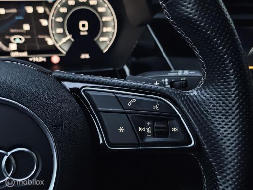 Audi A3 Sportback 45 TFSI e S edition Competition Panorama/Memory/Sfeer/Massage ActivLease financial lease