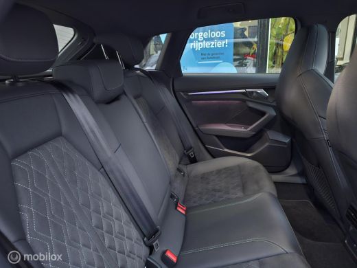 Audi A3 Sportback 45 TFSI e S edition Competition Panorama/Memory/Sfeer/Massage ActivLease financial lease