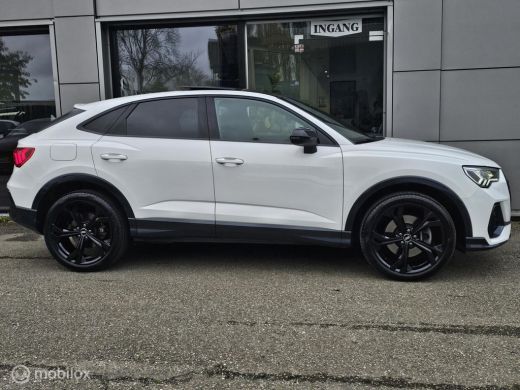 Audi Q3 45 TFSI e S Edition Panorama/3x S-line/Camera ActivLease financial lease