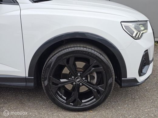 Audi Q3 45 TFSI e S Edition Panorama/3x S-line/Camera ActivLease financial lease