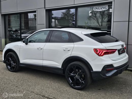 Audi Q3 45 TFSI e S Edition Panorama/3x S-line/Camera ActivLease financial lease