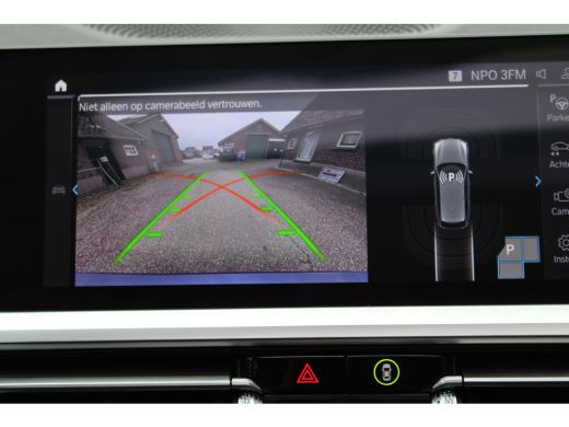 BMW 3 Serie Touring 330e Business Edition PHEV PANO GR NAVI VIRTUAL 58000KM!!! ActivLease financial lease