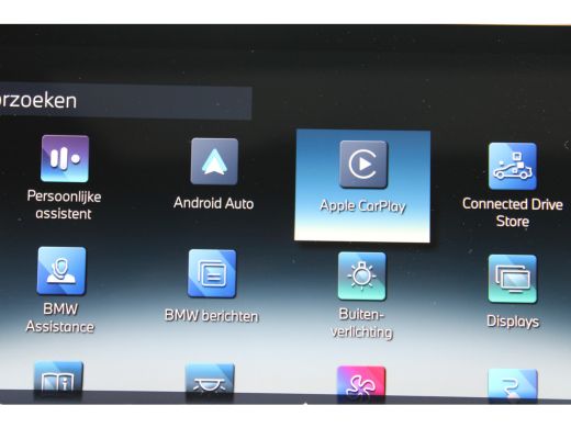 BMW 3 Serie Touring 330e PANO LED LEER VOLLL M-SPORT M-PAKKET 17000KM!!! ActivLease financial lease